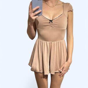 Urban Outfitters Tan & Blush Babydoll Dress with Black Bow Detail 🤍 – Size M